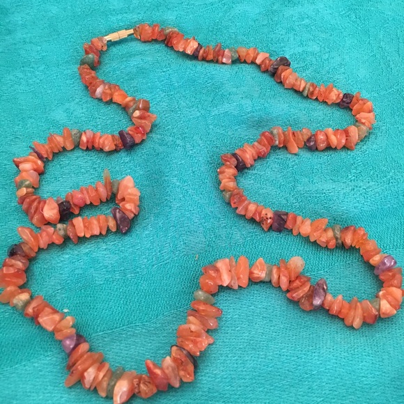 Single Strand Multicolored Gem Chip Necklace - Picture 4 of 4